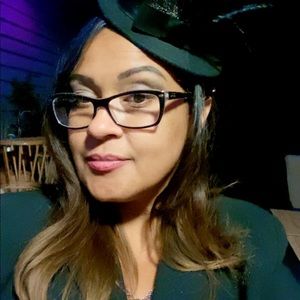 Meet your Posher, Melissa